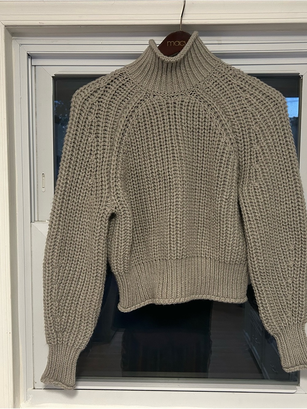 H&M Chunky Ribbed GreyTurtleneck Sweater Size Medium NWT